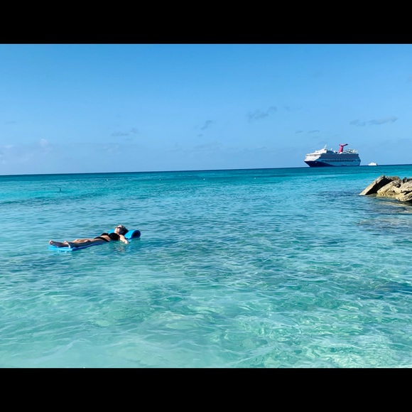 Meet This Posher 😊 - Picture 5 of 10